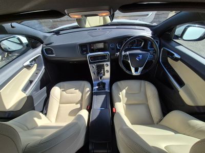 2017 Volvo V60