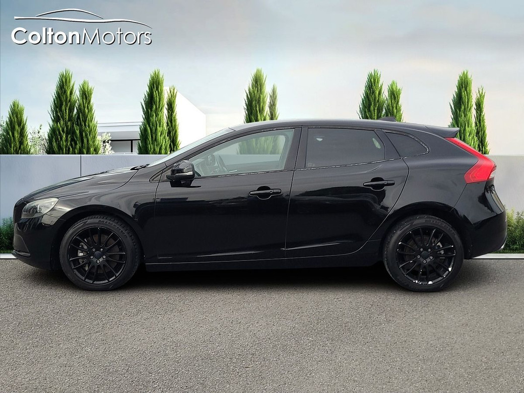 2016 Volvo V40