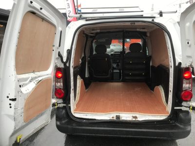 2016 Peugeot Partner