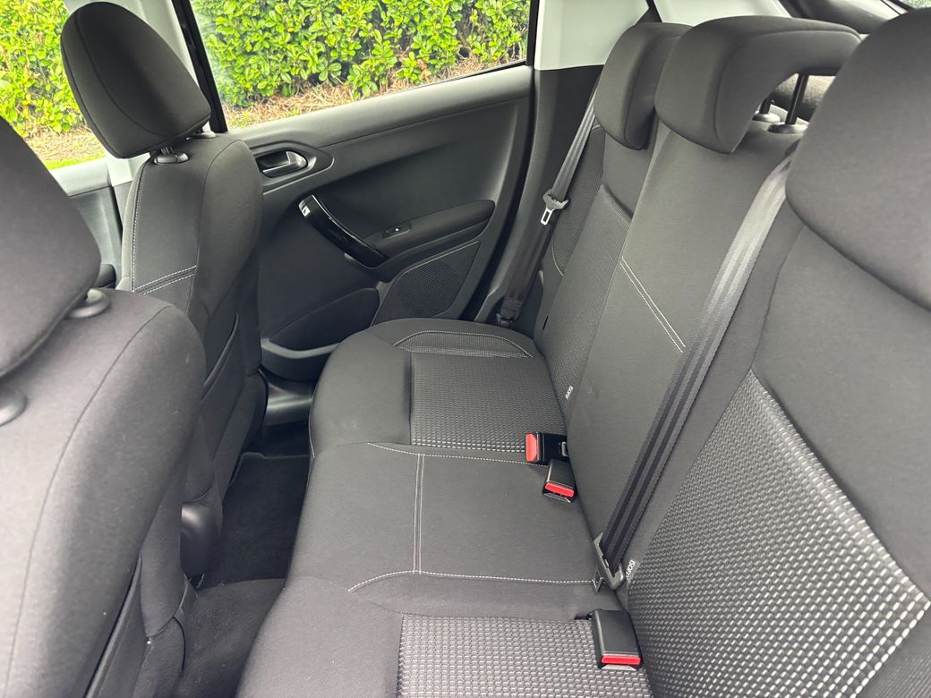 2018 Peugeot 208