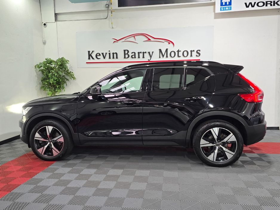2022 Volvo XC40