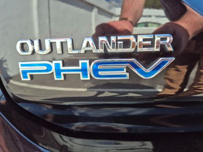 2020 Mitsubishi Outlander