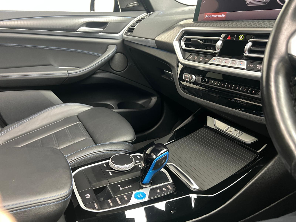 2022 BMW iX3