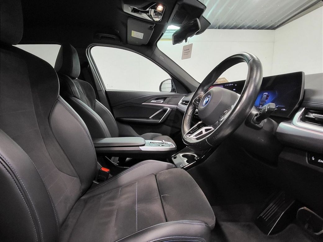 2024 BMW iX1