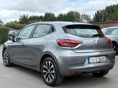 2023 Renault Clio