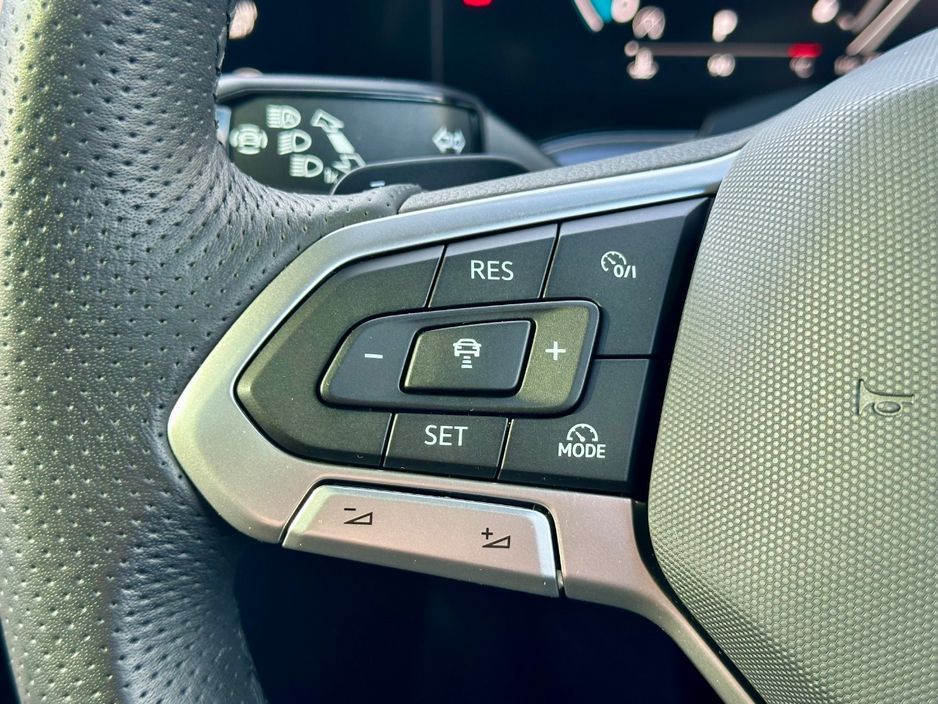 2025 Volkswagen Touareg