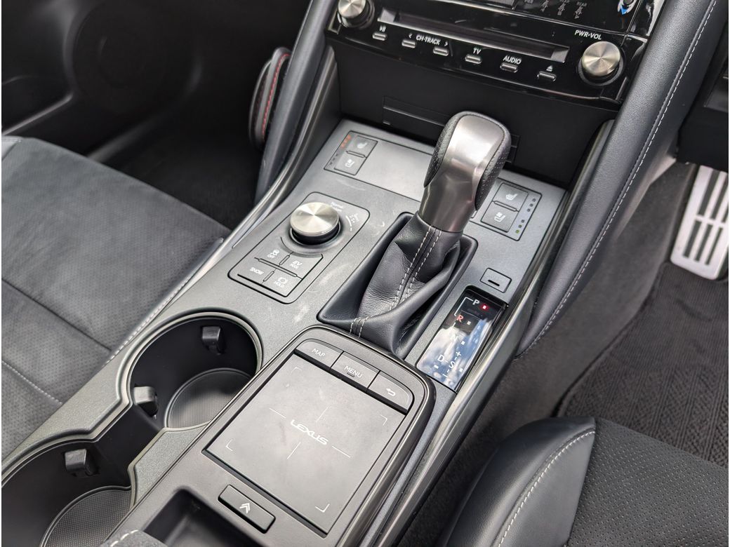 2023 Lexus IS 300h
