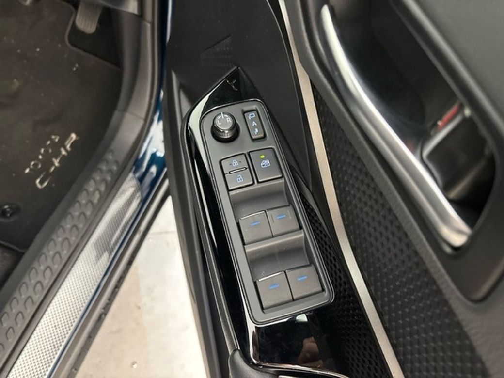 2023 Toyota C-HR