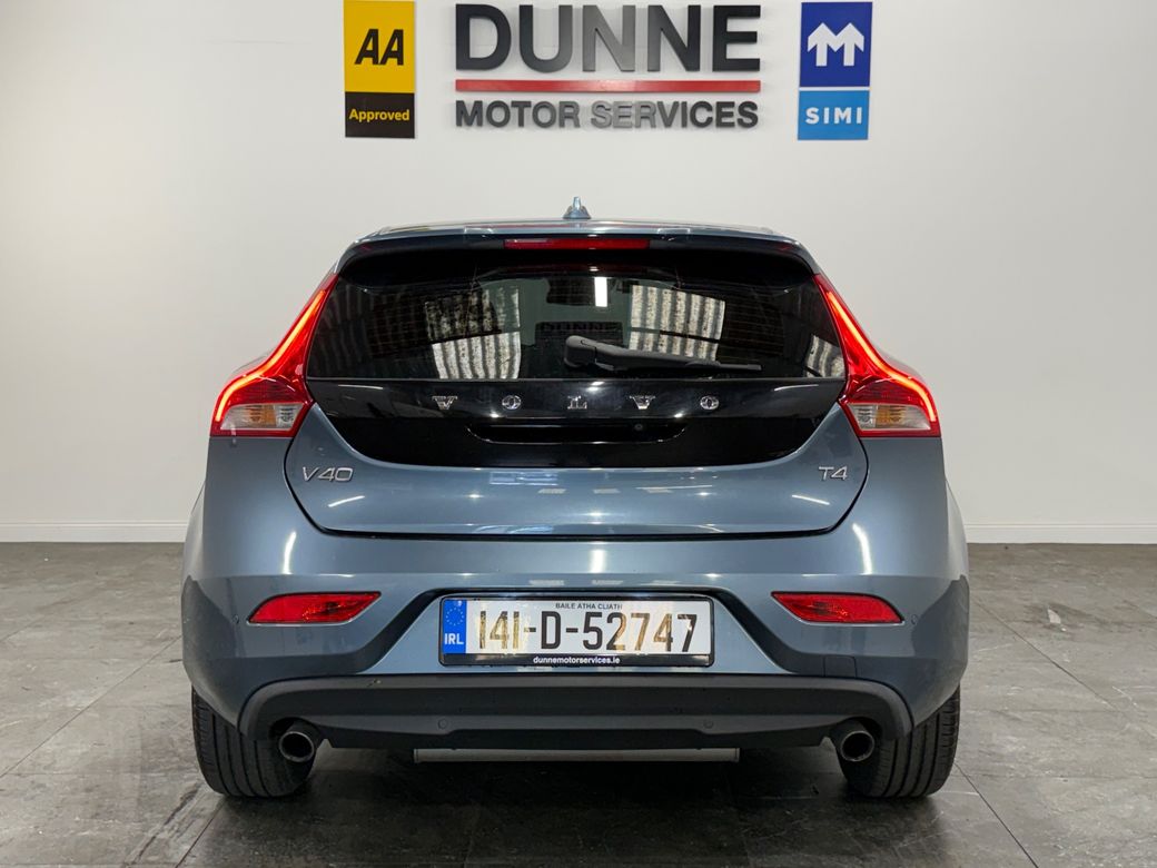 2014 Volvo V40