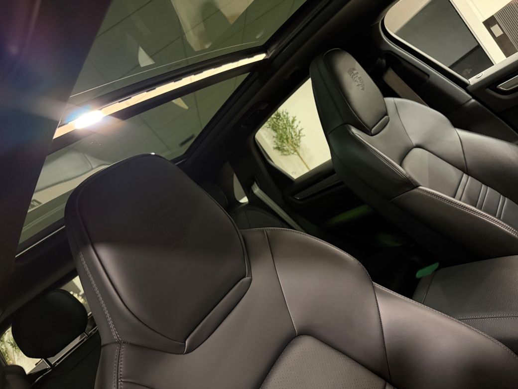 2023 Porsche Cayenne