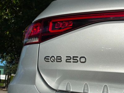 2023 Mercedes-Benz EQB