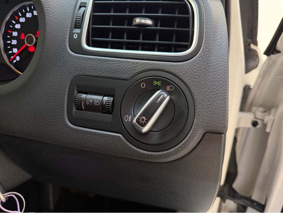 2013 Volkswagen Polo