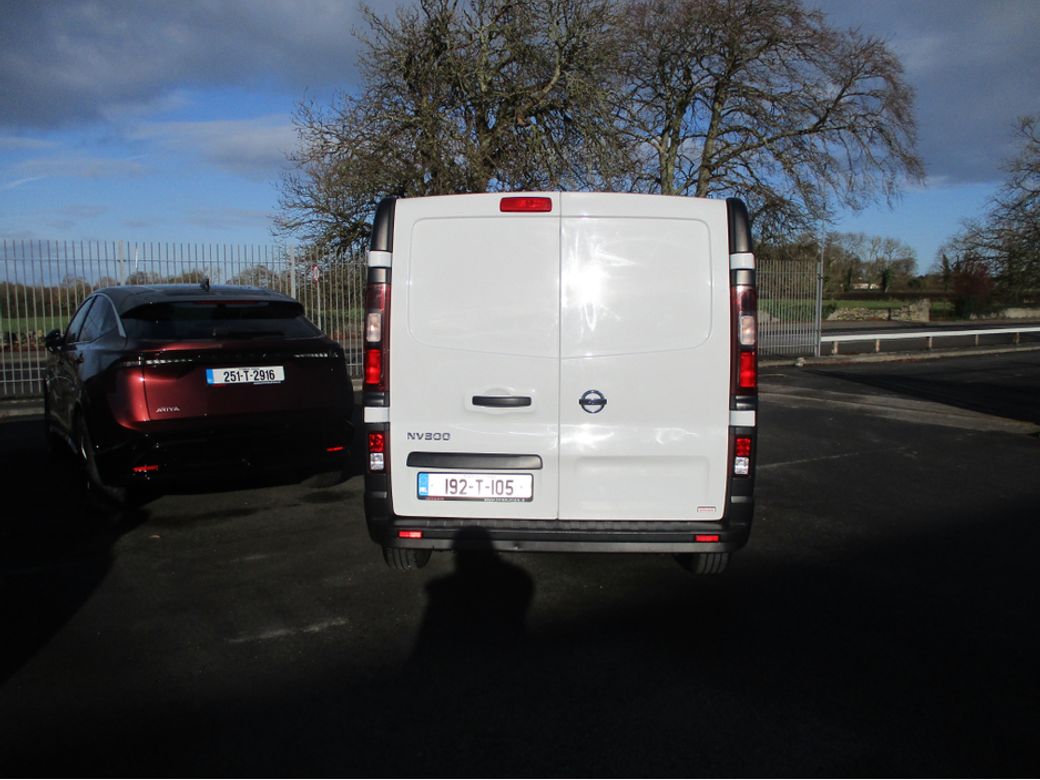 2019 Nissan NV300