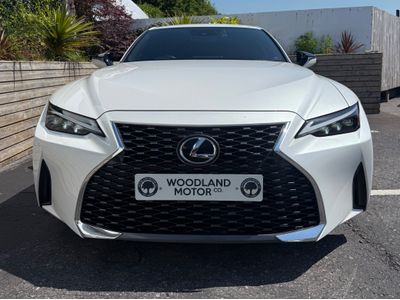 2023 Lexus IS 300h