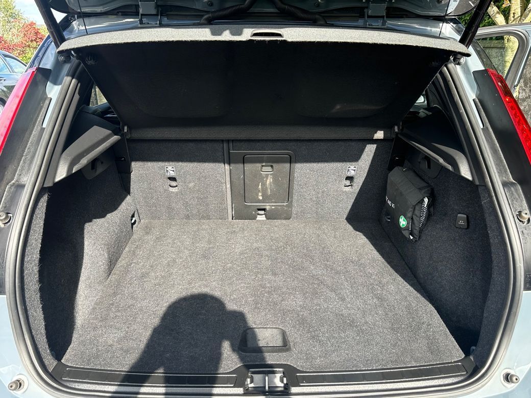2021 Volvo XC40