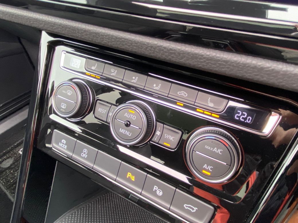 2020 Volkswagen Touran