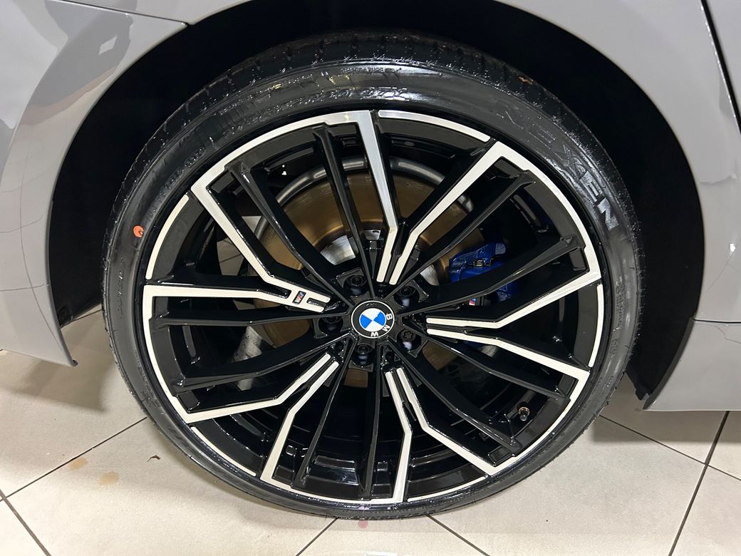 2022 BMW 5 Series