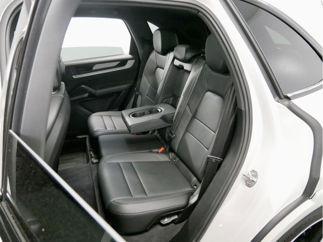 2024 Porsche Cayenne