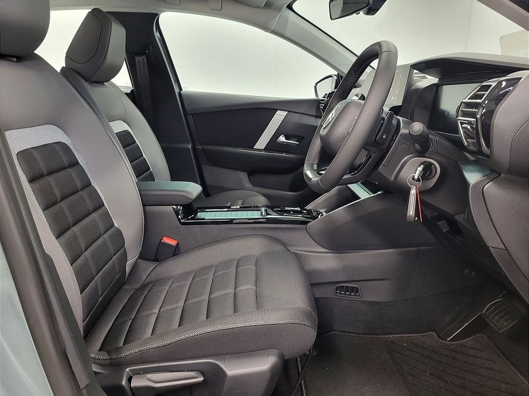 2025 Citroen C4