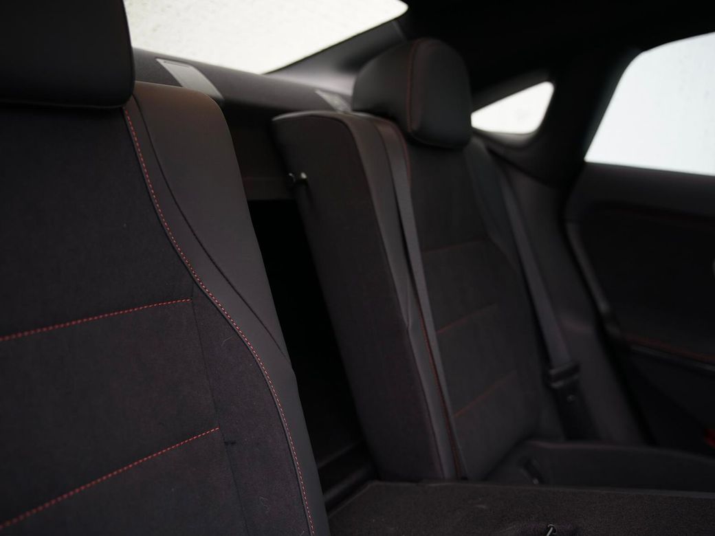 2025 Mercedes-Benz CLA Class