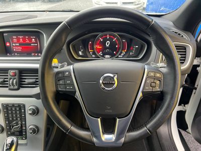 2018 Volvo V40