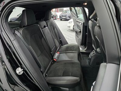 2022 Volvo XC40