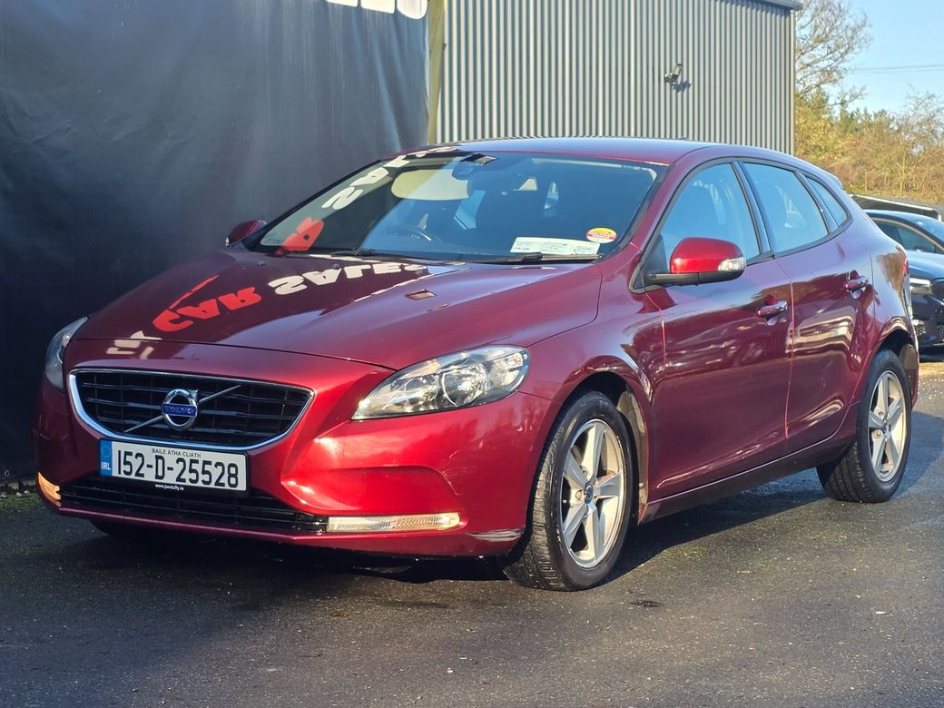 2015 Volvo V40