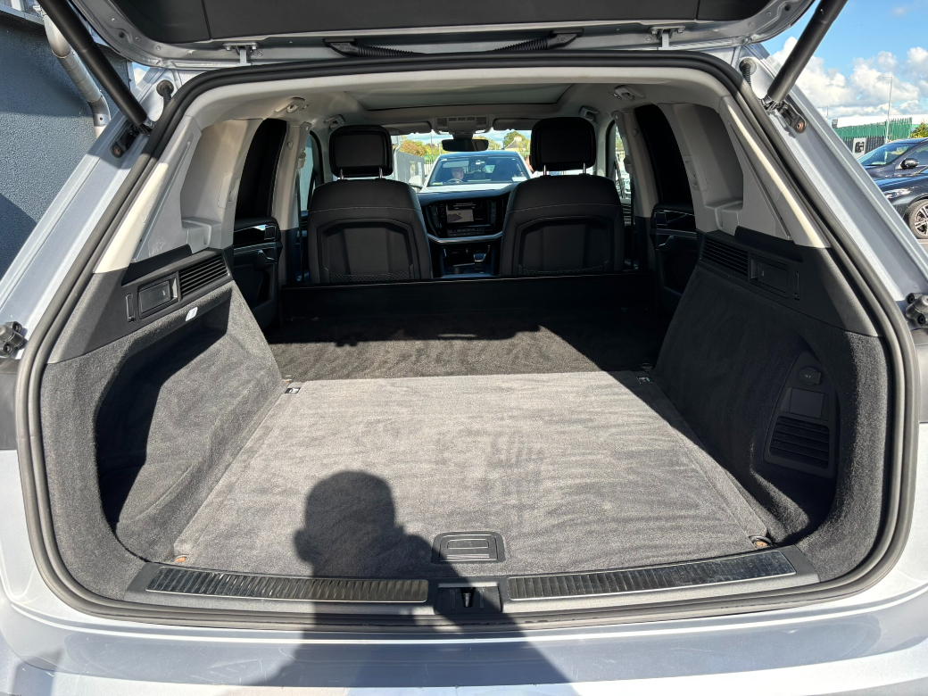 2019 Volkswagen Touareg