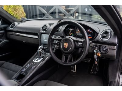 2023 Porsche 718 Cayman