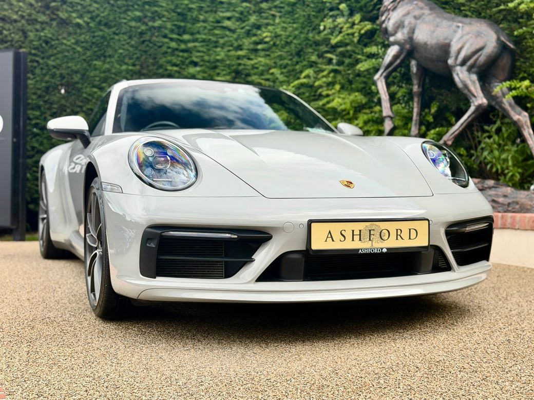 2020 Porsche 911