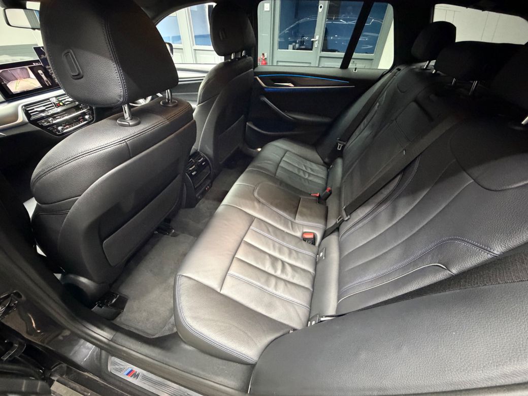 2022 BMW 5 Series
