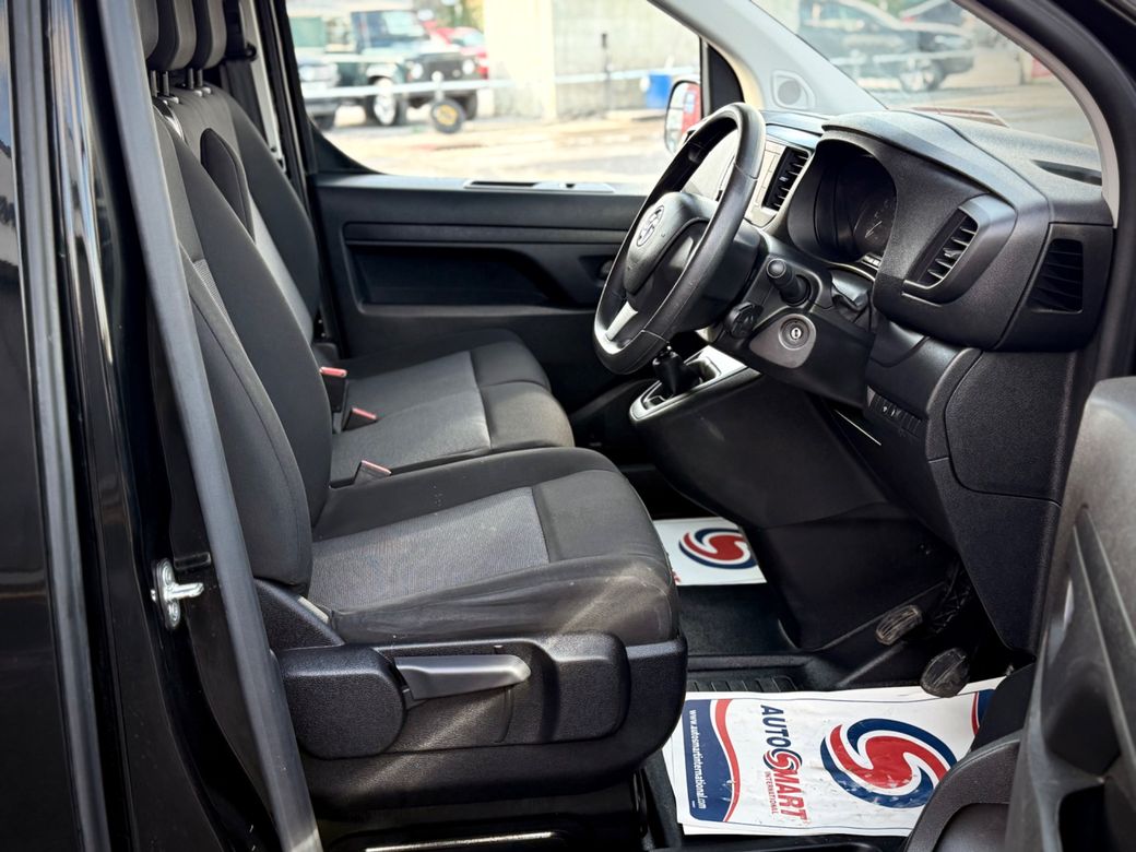 2023 Vauxhall Vivaro