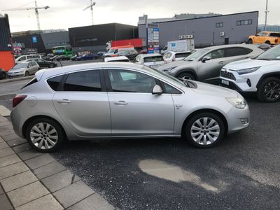 2011 Opel Astra