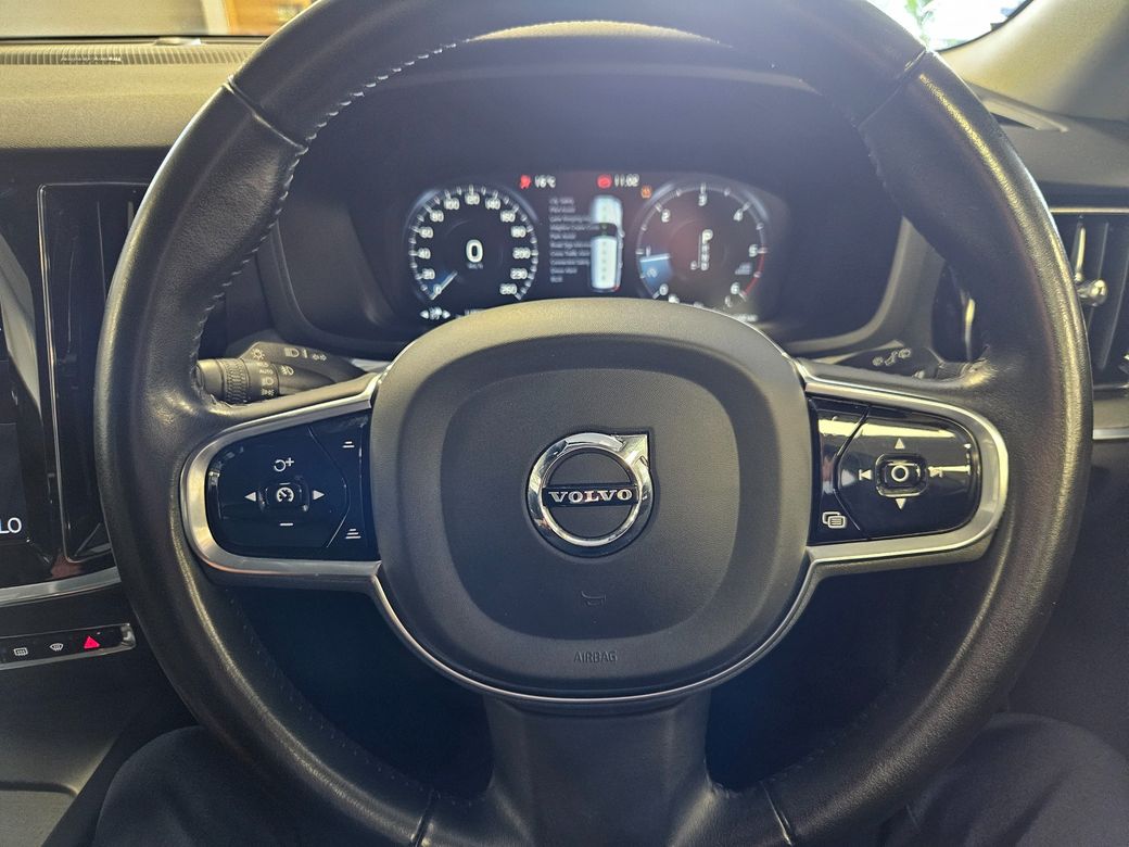 2021 Volvo V60