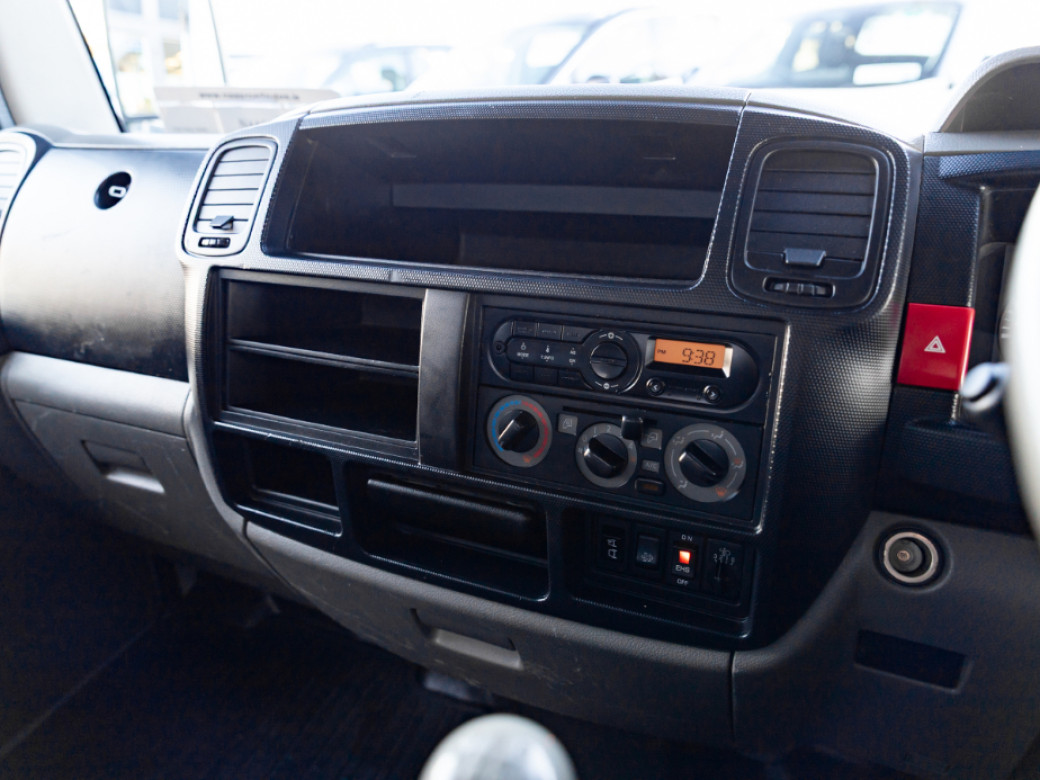 2017 Nissan Cabstar