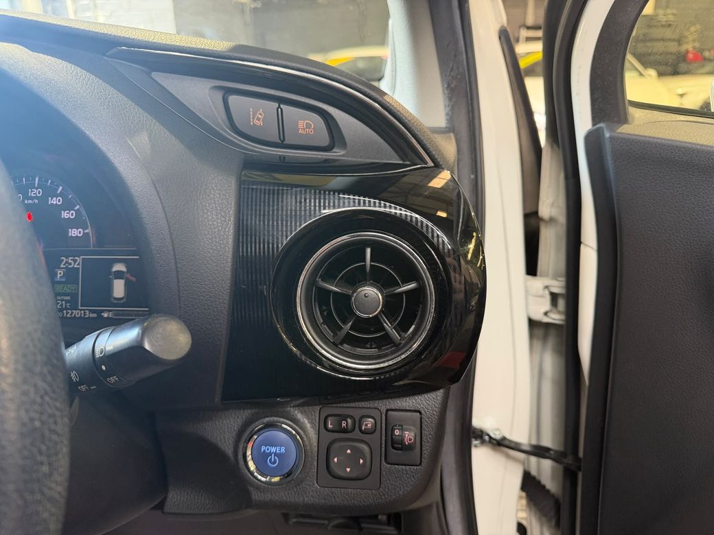 2018 Toyota Vitz