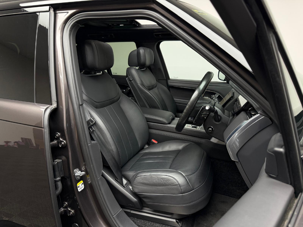 2025 Land Rover Range Rover