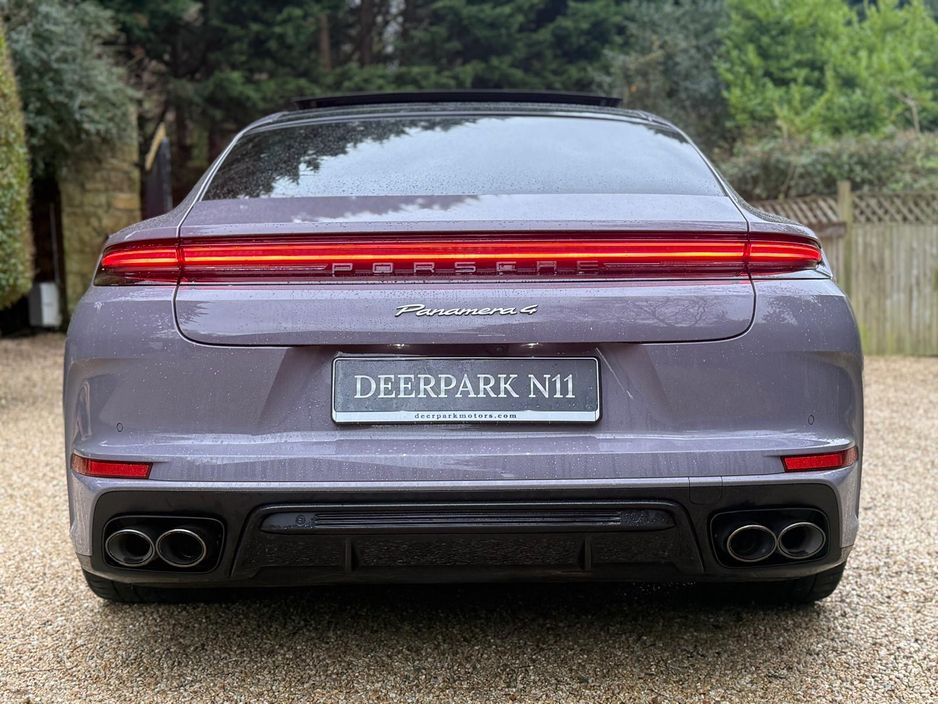 2024 Porsche Panamera