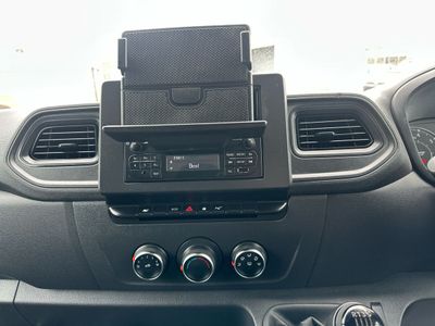 2024 Nissan Interstar