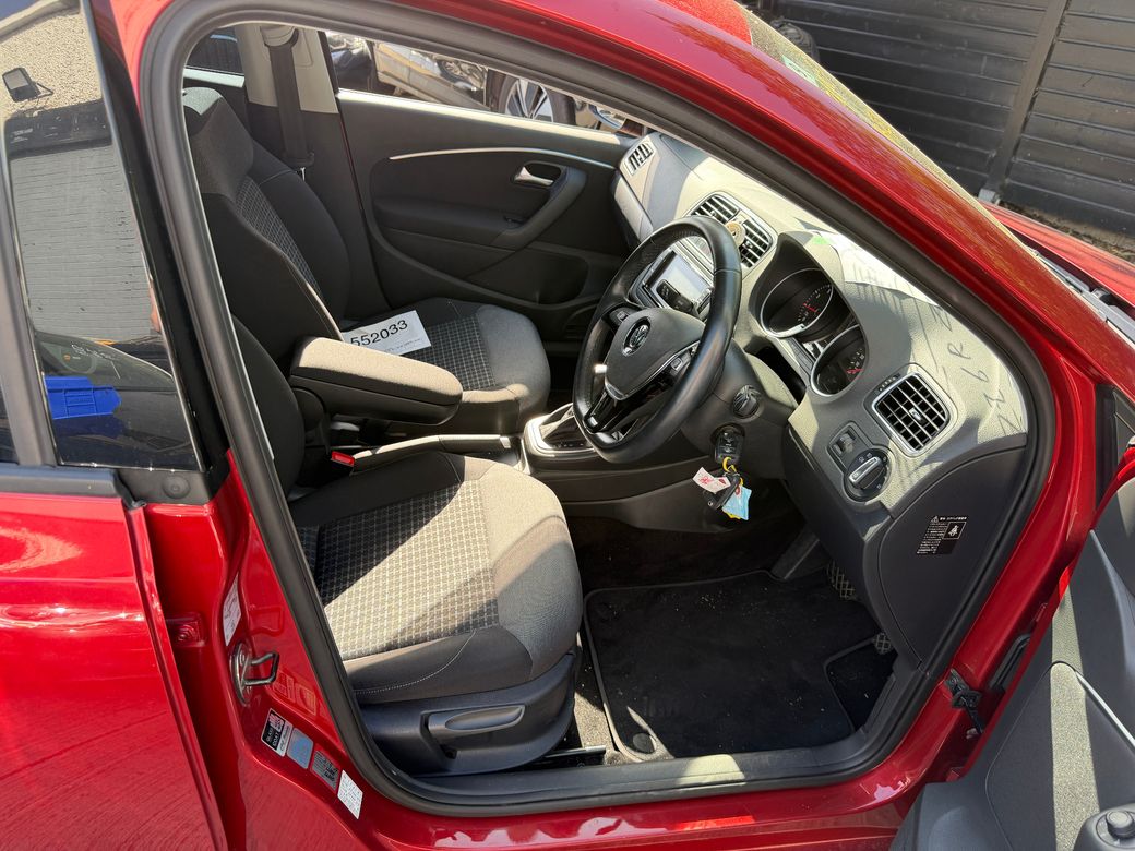 2016 Volkswagen Polo