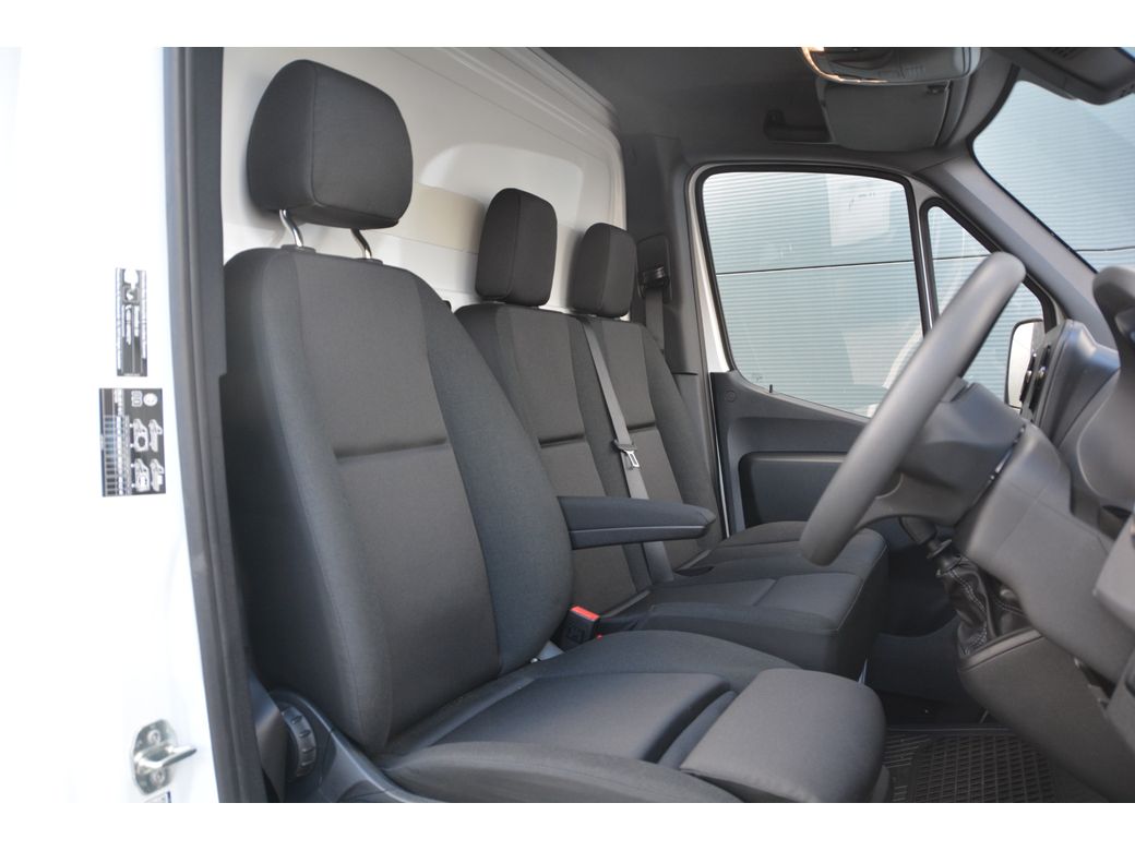 2025 Mercedes-Benz Sprinter