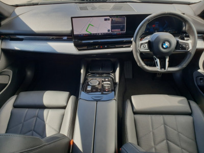 2024 BMW 520