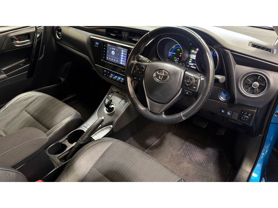 2017 Toyota Auris