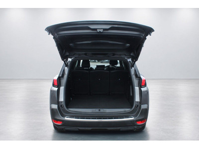 2024 Peugeot 5008
