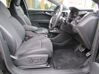 2022 Audi Q4