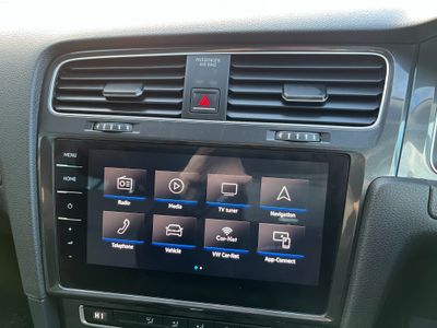 2018 Volkswagen Golf