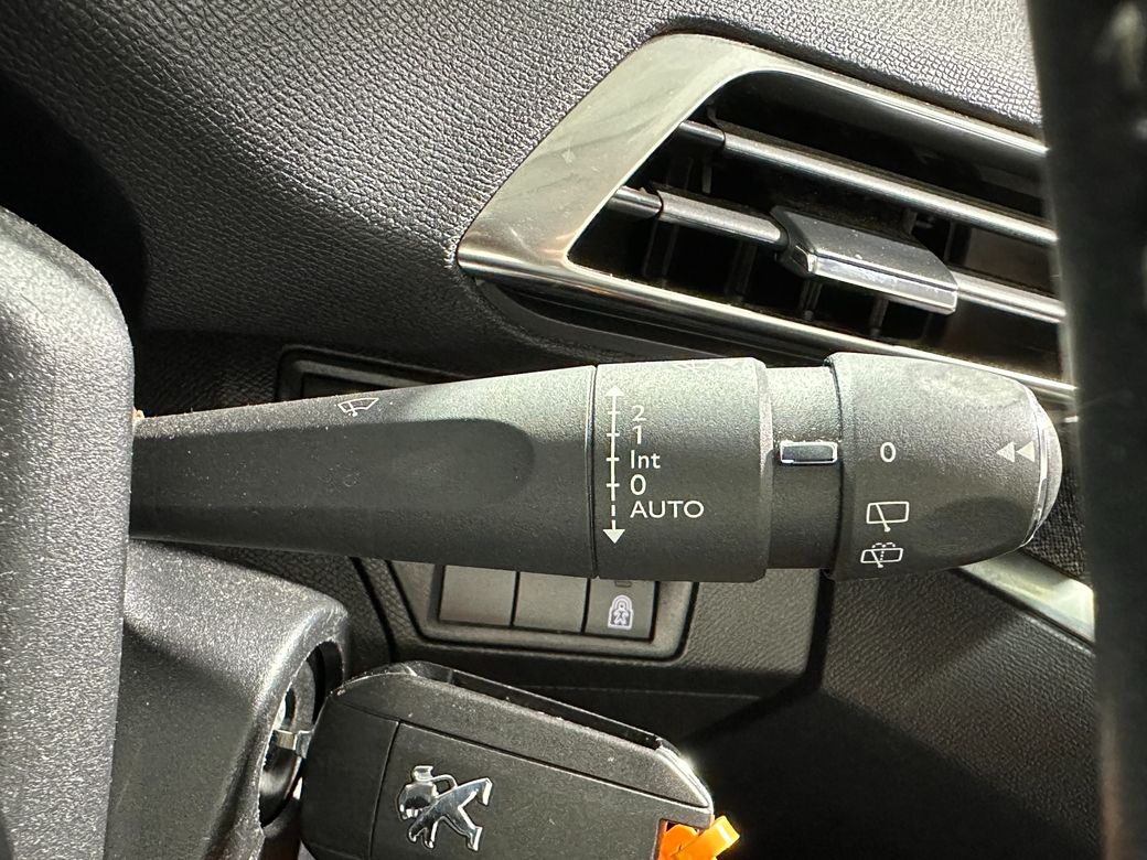 2020 Peugeot 3008