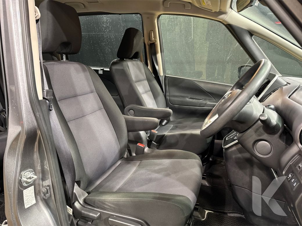 2022 Nissan Serena
