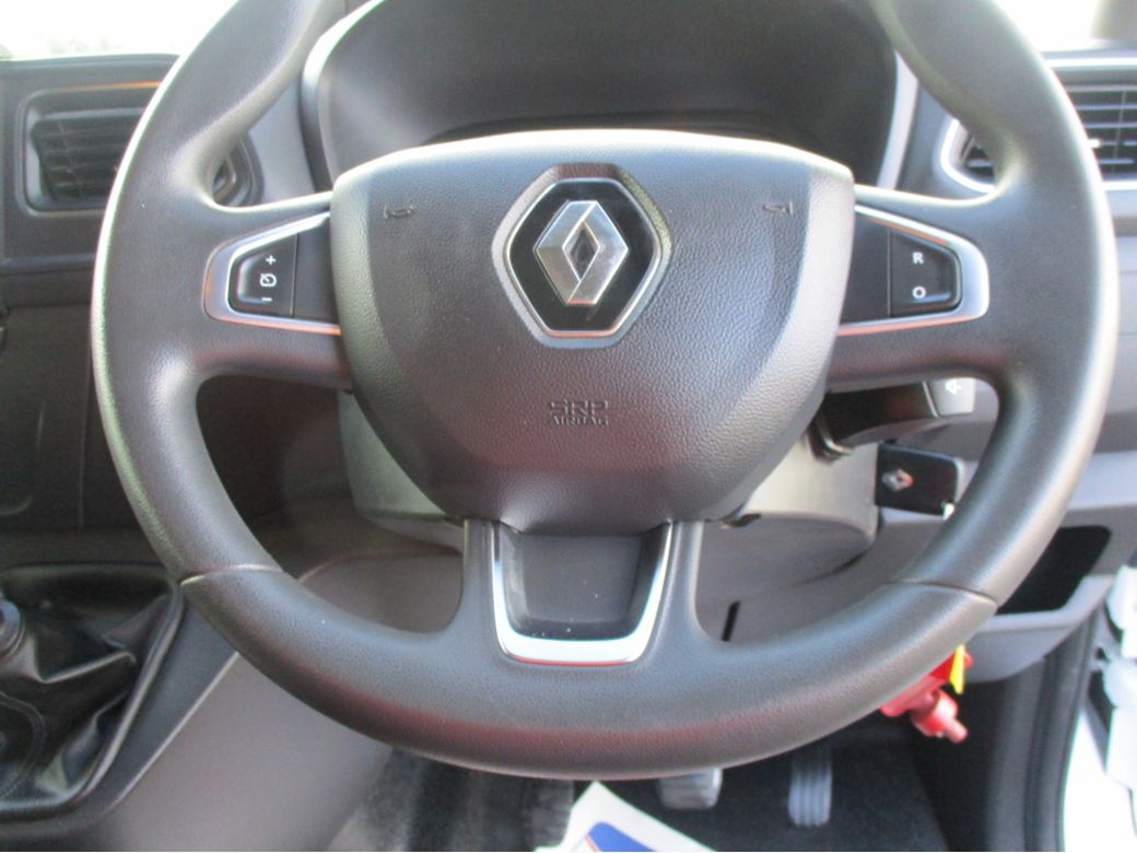 2022 Renault Master