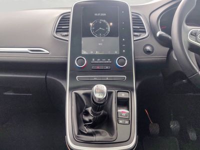 2021 Renault Grand Scenic